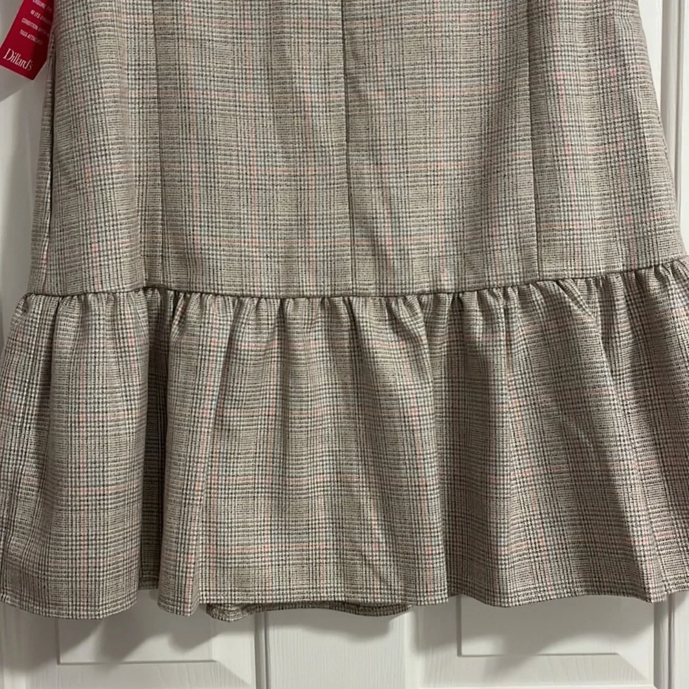 Gal Meets Glam Philippa Plaid Sleeveless Dress with Bow - Picture 8 of 11